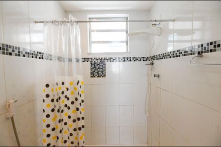Apartamento para alugar com 70m², 2 quartos e sem vagaBanheiro