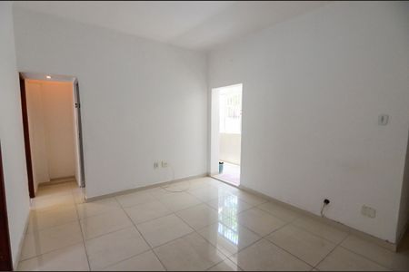 Apartamento para alugar com 70m², 2 quartos e sem vagaSala