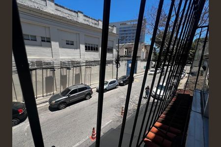 Apartamento para alugar com 70m², 2 quartos e sem vagaQuarto 1