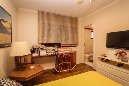 Apartamento para alugar com 205m², 3 quartos e 4 vagasSuíte 2