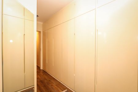 Apartamento para alugar com 205m², 3 quartos e 4 vagasCloset da Suíte 1