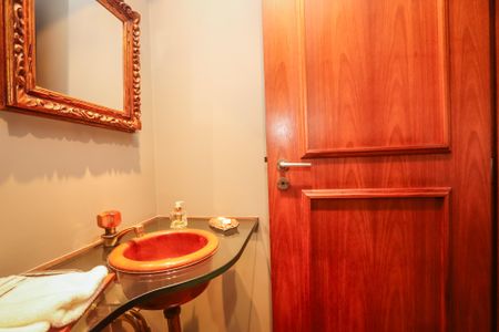 Apartamento para alugar com 205m², 3 quartos e 4 vagasLavabo