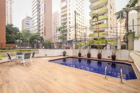 Apartamento para alugar com 205m², 3 quartos e 4 vagasÁrea comum - Piscina