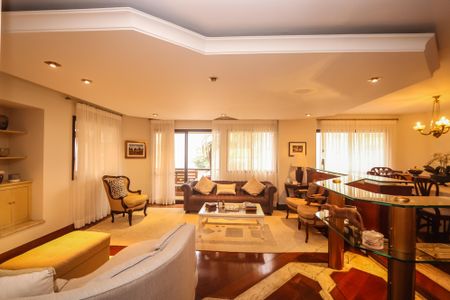 Apartamento para alugar com 205m², 3 quartos e 4 vagasSala