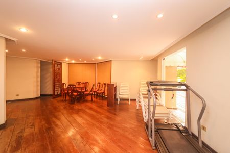 Apartamento para alugar com 205m², 3 quartos e 4 vagasÁrea comum - Salão de festas