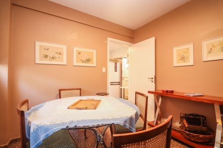 Apartamento para alugar com 205m², 3 quartos e 4 vagasCopa