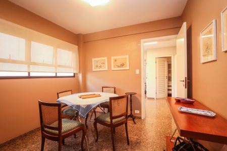 Apartamento para alugar com 205m², 3 quartos e 4 vagasCopa