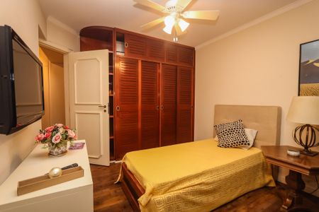 Apartamento para alugar com 205m², 3 quartos e 4 vagasSuíte 2