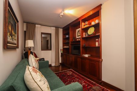 Apartamento para alugar com 205m², 3 quartos e 4 vagasSala de TV