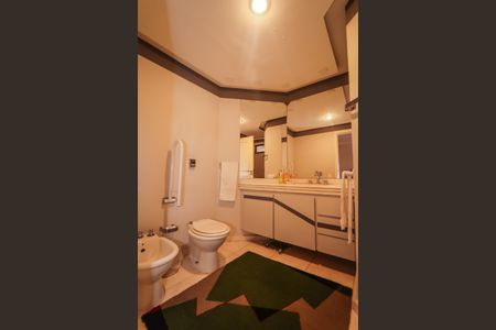 Apartamento para alugar com 205m², 3 quartos e 4 vagasBanheiro da Suíte 3