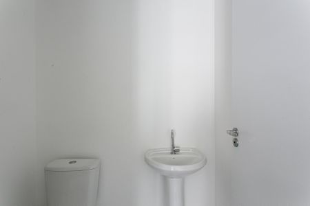 Apartamento para alugar com 27m², 1 quarto e sem vaga Apartamento para alugar com 27m², 1 quarto e sem vagaBanheiro da Suíte