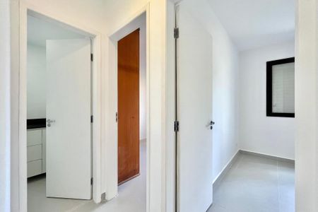 Apartamento à venda com 70m², 2 quartos e 1 vaga Apartamento à venda com 70m², 2 quartos e 1 vagaCorredor