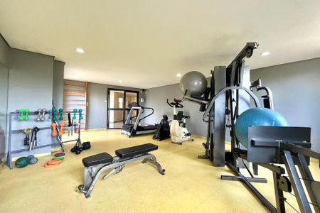 Apartamento à venda com 70m², 2 quartos e 1 vaga Apartamento à venda com 70m², 2 quartos e 1 vagaÁrea comum - Academia