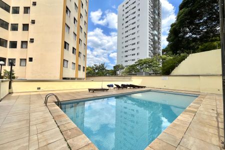 Apartamento à venda com 70m², 2 quartos e 1 vaga Apartamento à venda com 70m², 2 quartos e 1 vagaÁrea comum - Piscina