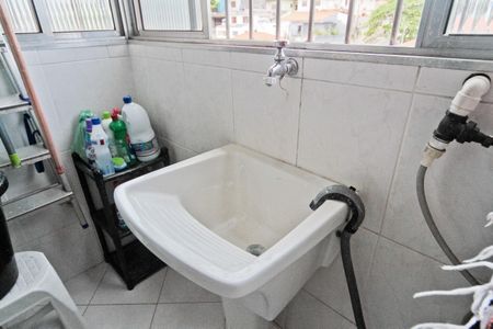 Apartamento à venda com 58m², 2 quartos e 1 vagaÁrea de Serviço