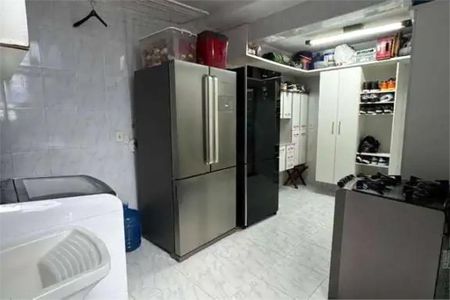 Casa à venda com 129m², 4 quartos e 2 vagas