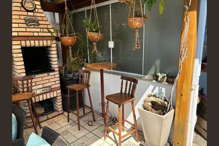 Apartamento à venda com 142m², 3 quartos e 2 vagas