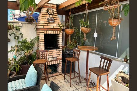 Apartamento à venda com 142m², 3 quartos e 2 vagas