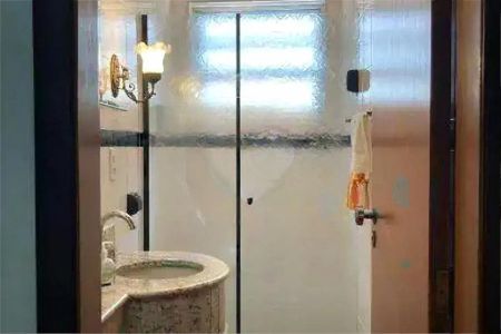 Casa à venda com 150m², 3 quartos e 4 vagas