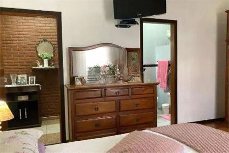 Casa à venda com 3 quartos, 150m² em Vila Ema, São Paulo