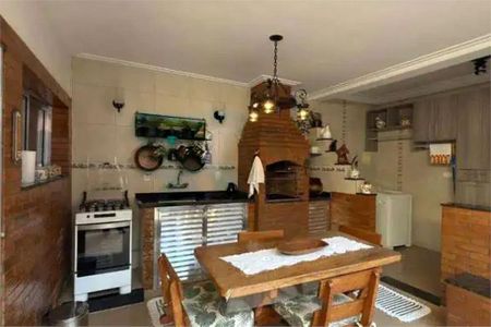 Casa à venda com 150m², 3 quartos e 4 vagas