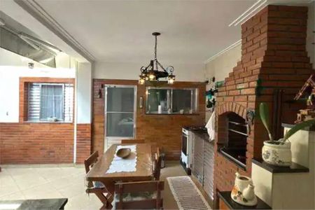 Casa à venda com 3 quartos, 150m² em Vila Ema, São Paulo