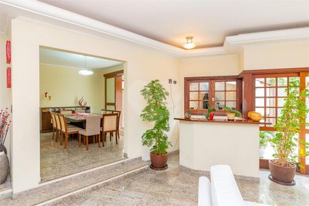 Casa à venda com 5 quartos, 425m² em Super Quadra Morumbi, São Paulo