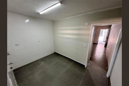Casa à venda com 2 quartos, 68m² em Vila Brasilio Machado, São Paulo