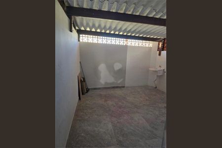 Casa à venda com 2 quartos, 68m² em Vila Brasilio Machado, São Paulo