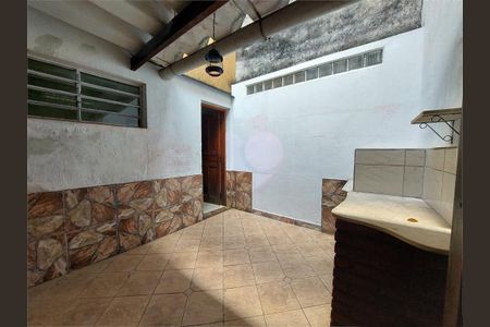 Casa à venda com 70m², 2 quartos e 1 vaga