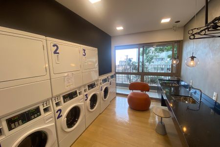 Studio para alugar com 27m², 1 quarto e sem vaga Studio para alugar com 27m², 1 quarto e sem vagaLavanderia