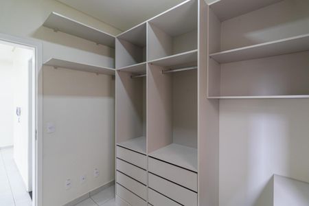 Apartamento para alugar com 73m², 2 quartos e 1 vagaQuarto