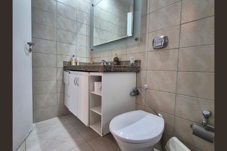 Apartamento à venda com 314m², 4 quartos e 3 vagasBanheiro suite 3