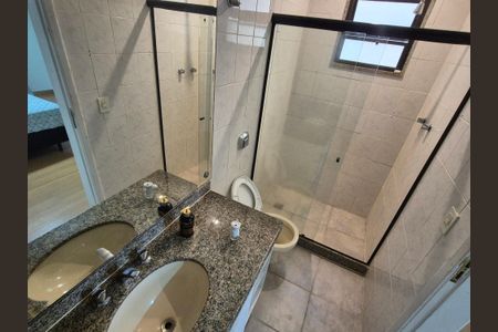 Apartamento à venda com 314m², 4 quartos e 3 vagasBanheiro suite 2
