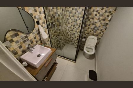 Apartamento à venda com 314m², 4 quartos e 3 vagasBanheiro social 