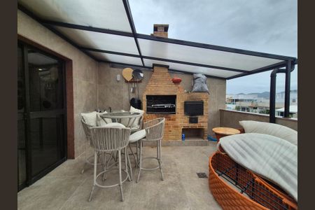 Apartamento à venda com 314m², 4 quartos e 3 vagasÁrea externa 