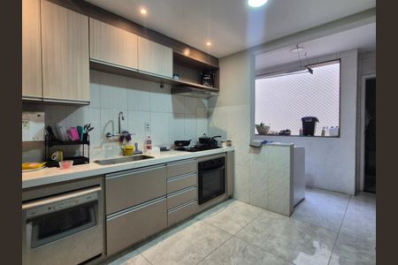 Apartamento à venda com 314m², 4 quartos e 3 vagasCozinha 