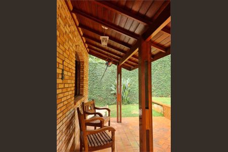 Casa à venda com 247m², 4 quartos e 6 vagas