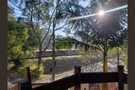 Casa à venda com 247m², 4 quartos e 6 vagas