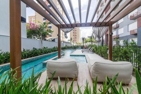 Studio para alugar com 30m², 1 quarto e 1 vaga Studio para alugar com 30m², 1 quarto e 1 vagaÁrea comum - Piscina