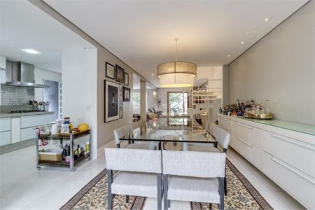 Casa de Condomínio à venda com 3 quartos, 336m² em Brooklin, São Paulo