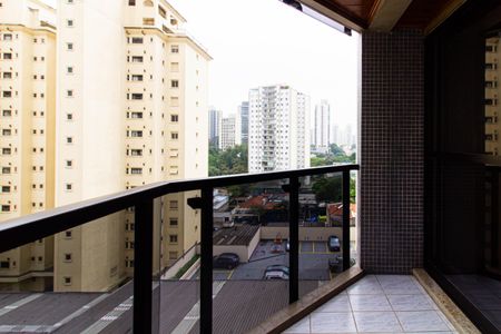 Apartamento para alugar com 101m², 2 quartos e 2 vagasVaranda