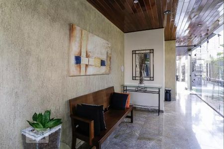 Apartamento para alugar com 101m², 2 quartos e 2 vagasHall social