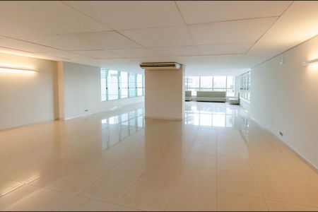 Apartamento à venda com 398m², 4 quartos e 5 vagasÁrea comum