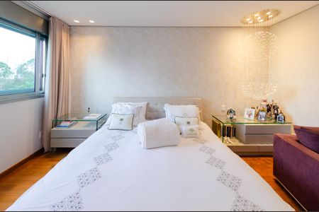 Apartamento à venda com 398m², 4 quartos e 5 vagasSuíte 3