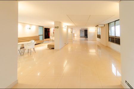 Apartamento à venda com 398m², 4 quartos e 5 vagasÁrea comum