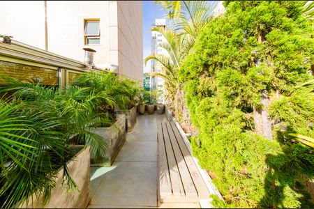 Apartamento à venda com 398m², 4 quartos e 5 vagasÁrea externa