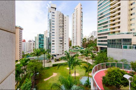Apartamento à venda com 398m², 4 quartos e 5 vagasVista Suíte 2