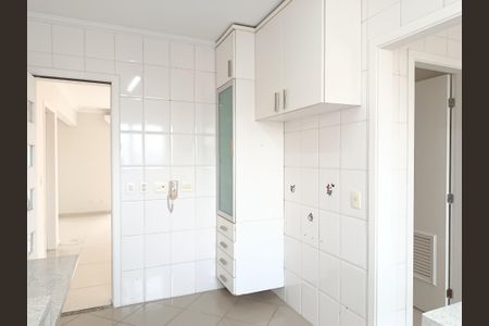 Apartamento para alugar com 130m², 3 quartos e 3 vagasCozinha