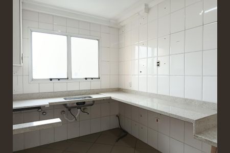 Apartamento para alugar com 130m², 3 quartos e 3 vagasCozinha